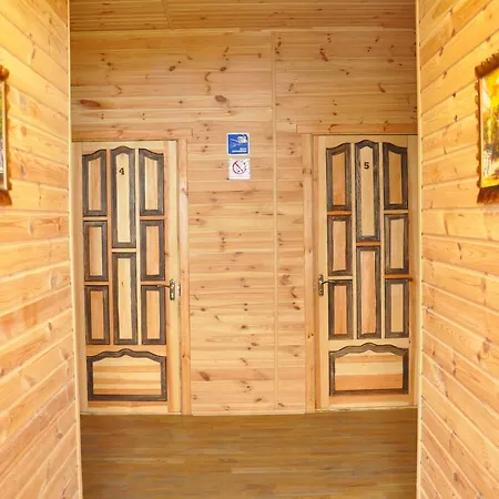 אכסניה Hostellux אודסה